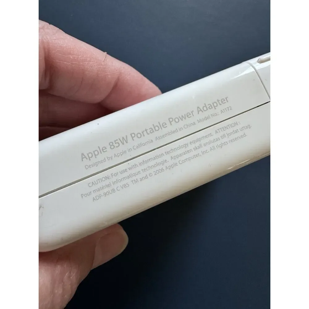 Original Genuine Apple MacBook Pro MagSafe 1 A1172 18.5V 85W Power Adapter